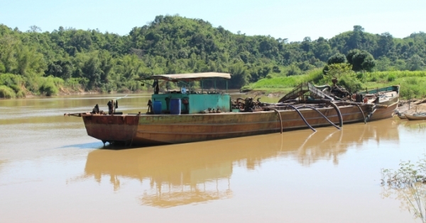 Thu hồi giấy phép do để xảy ra sạt lở ở sông Đồng Nai