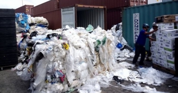 3.000 container phế liệu “vô chủ” có thể bị tiêu huỷ
