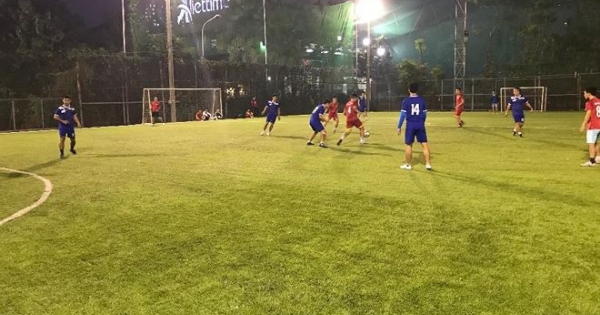 Giao hữu bóng đá giữa Báo Pháp luật Việt Nam với Đoàn thanh niên Công an tỉnh Bắc Giang