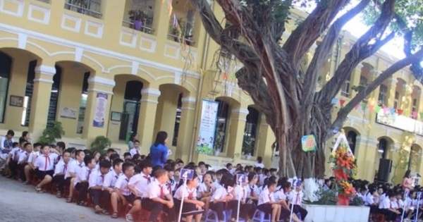 Đà Nẵng: Rơi từ tầng 2, một học sinh nhập viện nguy kịch