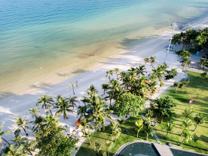 Kh&aacute;ch sạn 5 sao Premier Residences Phu Quoc Emerald Bay khuyến mại lớn ch&agrave;o năm mới 2019