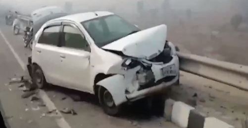 Ít nhất 8 người thiệt sau tai nạn liên hoàn tại Ấn Độ