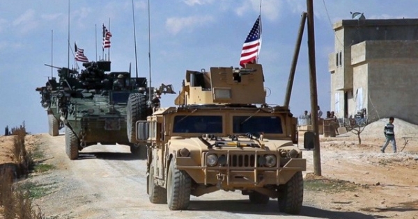 Mỹ tiếp tục không kích phiến quân IS tại Syria sau tuyên bố rút quân