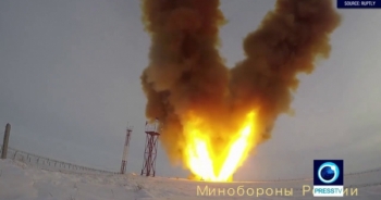 Tổng thống Putin giám sát thử nghiệm tên lửa siêu thanh mới