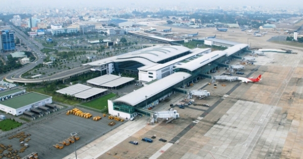 Đẩy nhanh tiến độ nâng cấp, mở rộng Cảng hàng không quốc tế Tân Sơn Nhất