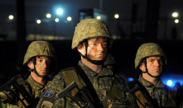 Trang phục binh sĩ Kosovo.