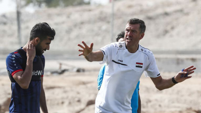 HLV Srecko Katanec của đội tuyển Iraq. Ảnh: AFC.