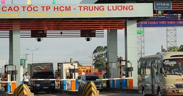 Từ 0h00 ngày 1/1: Ngưng thu phí cao tốc "tai tiếng" TP HCM- Trung Lương