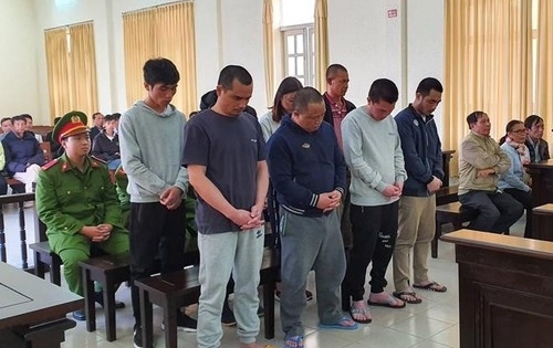 Lâm Đồng: Giết người ném xác xuống đèo phi tang, nhóm đối tượng lĩnh án