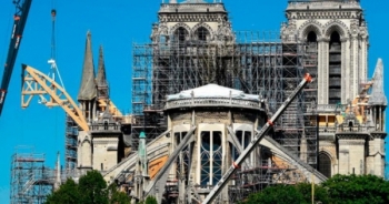 Sau hơn 200 năm, nhà thờ Đức Bà Paris không tổ chức Giáng sinh