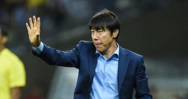 Tân "thuyền trưởng" đội tuyển Indonesia nhận lương ngang HLV Park Hang Seo