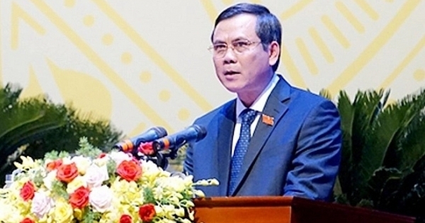 Thủ tướng phê chuẩn nhân sự UBND 2 tỉnh Quảng Bình, Hòa Bình