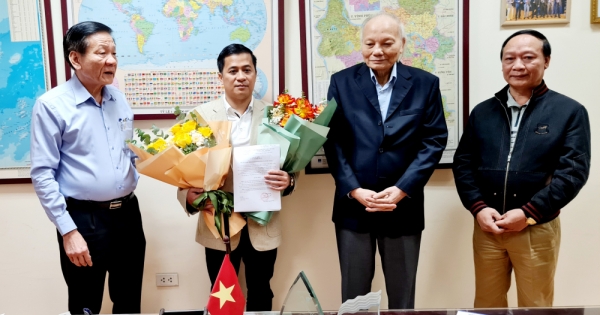 Nhà báo Nguyễn Phong Cầm được bổ nhiệm Phó tổng biên tập Tạp chí Nhà đầu tư