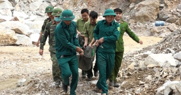 Thanh Hóa: Phát hiện quả bom nặng 500 cân Anh trong khi tôn tạo đình làng
