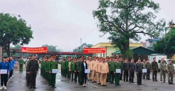 Công an Quảng Ninh ra quân mở đợt cao điểm bảo đảm an ninh trật tự Tết Nguyên đán Tân Sửu 2021