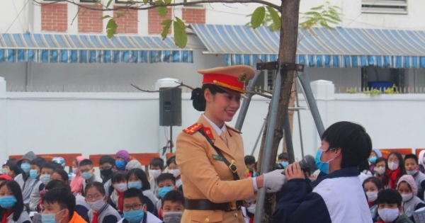 Hà Nội ra mắt "Cổng trường học an toàn giao thông"