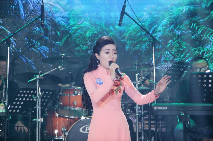 Cô giáo tiểu học Nguyễn Minh Thuỷ khiến khán giả khá bất ngờ trong cuộc thi “Ngôi sao Âm nhạc” mùa đầu tiên.