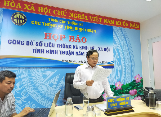 Ông Phạm Quốc Hùng thông tin tại buổi họp báo
