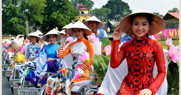 Xây dựng và phát triển văn hóa, con người Việt Nam đáp ứng yêu cầu phát triển đất nước