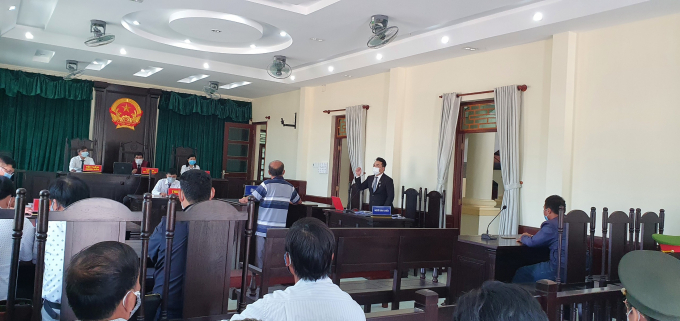 Ông Nguyễn Văn Chở tại phiên toà sơ thẩm trong vụ án chống người thi hành công vụ tại Toà án nhân dân huyện Thuận Nam.
