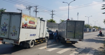 Tin tai nạn giao thông ngày 7/12: 3 ô tô tông liên hoàn, giao thông kẹt cứng ở Bình Tân