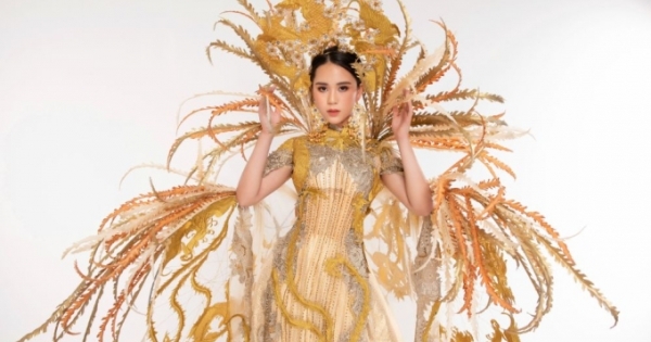 Bella Vũ Huyền Diệu diện trang phục “Rồng phượng” đi thi quốc tế