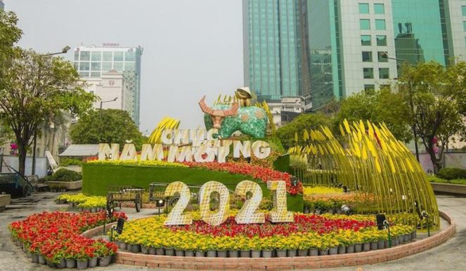 Đường hoa Nguyễn Huệ 2021.