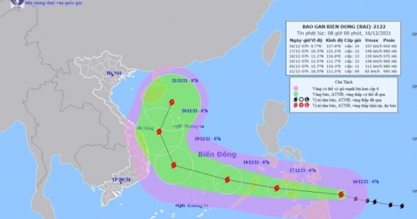 Ứng phó khẩn cấp với siêu bão sắp vào Biển Đông