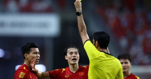 Trọng tài gây tranh cãi trận Việt Nam - Thái Lan rút lui khỏi AFF Cup