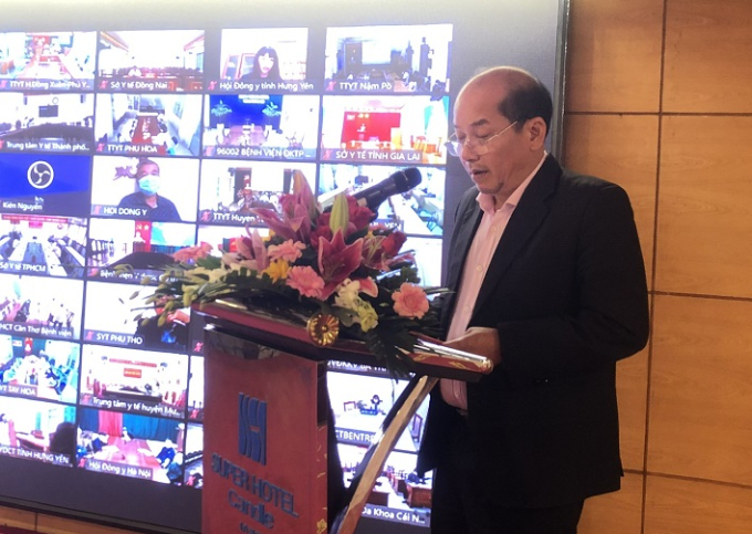Đ/c Nguyễn Thế Thịnh, Cục trưởng Cục Quản lý Y, dược cổ truyền chia sẻ tại hội thảo. (Ảnh: CTT Bộ Y tế)