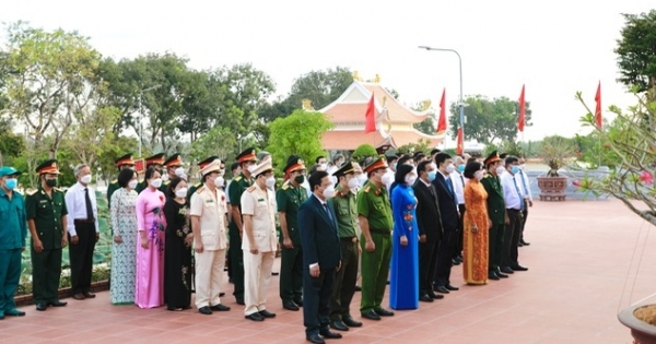 Huyện Xuân Lộc đón nhận Huân chương Độc lập hạng Ba