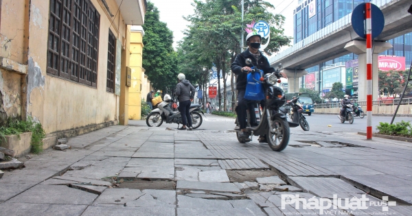 Sở Xây dựng Hà Nội: "Đá vỉa hè giãn nở, tự vỡ, thậm chí không cần tác động vật lý"