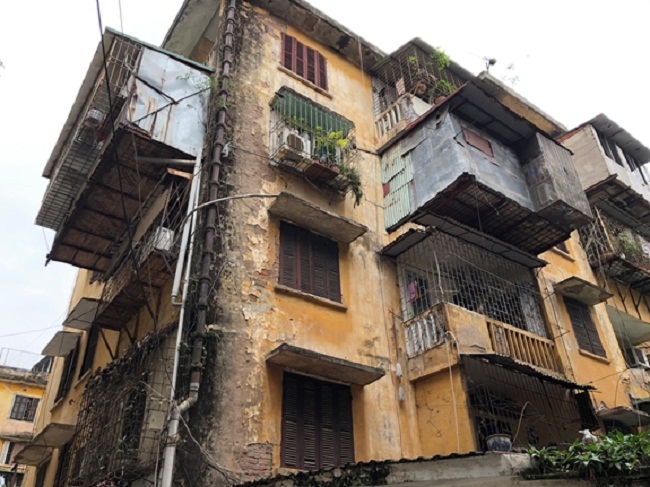 Một trong những chung cư cũ xuống cấp nghiêm trọng trên địa bàn Thành phố Hà Nội. Ảnh Internet