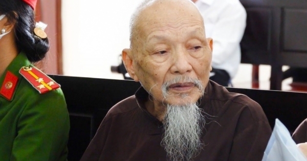Thi hành án với ông Lê Tùng Vân trong vụ án "Thiền am bên bờ vũ trụ"
