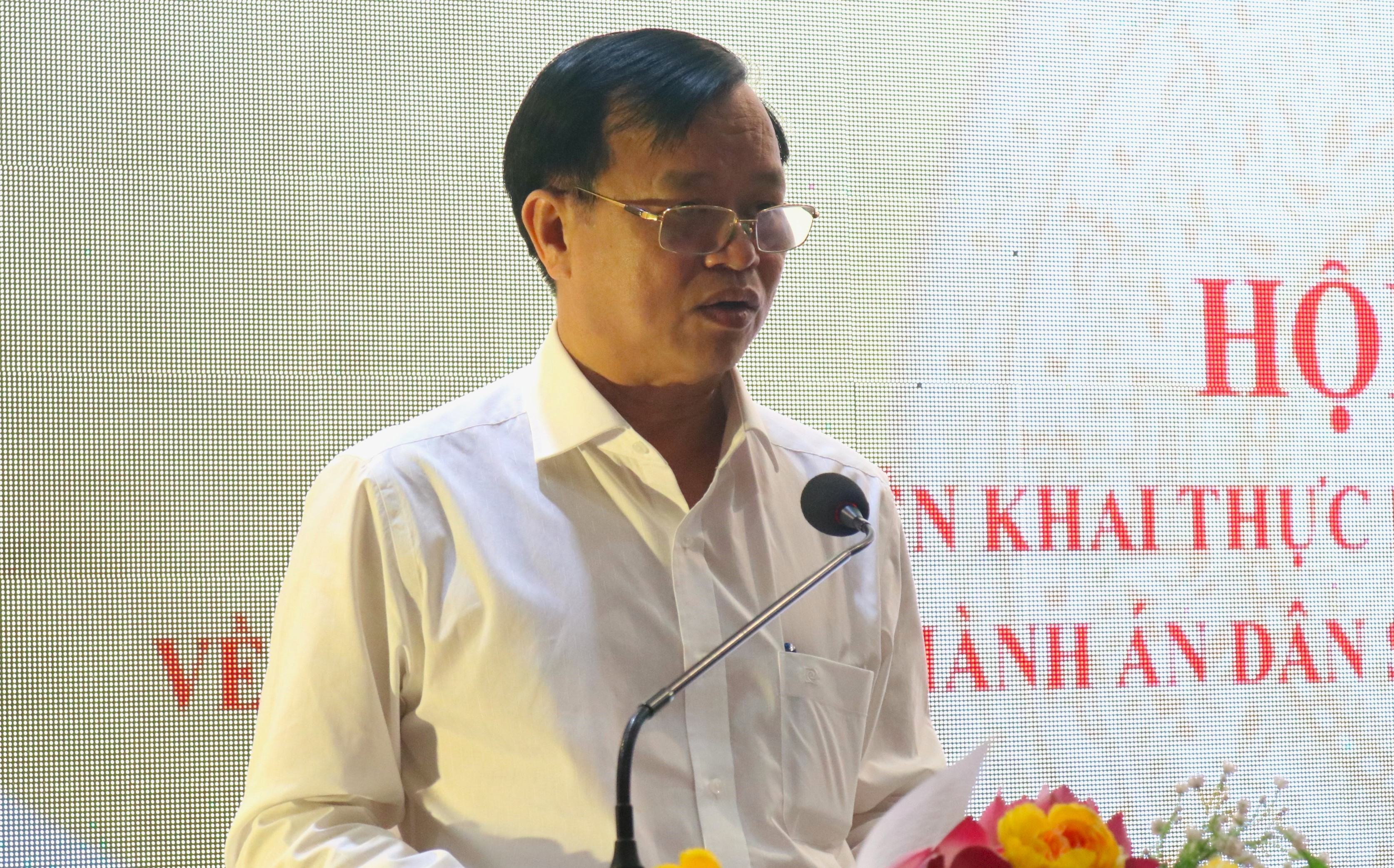 Chủ tịch UBND tỉnh Đồng Nai Cao Tiến Dũng phát biểu tại hội nghị.
