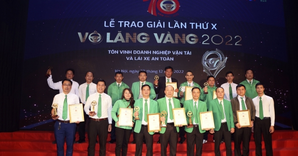 Tập đoàn Mai Linh nhận giải thưởng Vô lăng vàng và Văn hoá giao thông