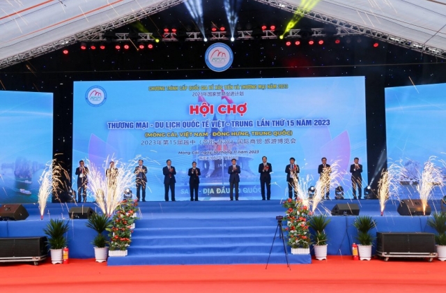Quảng Ninh: Khai mạc Hội chợ Thương mại và Du lịch quốc tế Việt - Trung