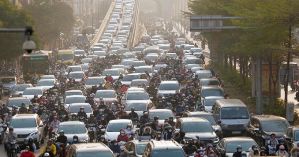 Tìm giải pháp căn cơ giảm ùn tắc giao thông tại Hà Nội