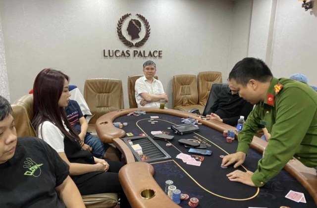 Hà Nội: Triệt phá sòng bạc Poker với số tiền tham gia lên đến 20 tỷ đồng