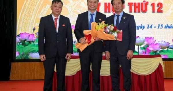 Ông Tạ Văn Sơn giữ chức Chủ tịch UBND huyện Mường Nhé