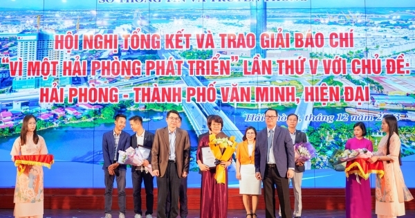 Báo Pháp luật Việt Nam đạt giải báo chí “Vì một Hải Phòng phát triển”