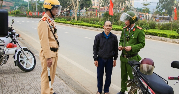 Công an huyện Quang Bình đẩy mạnh công tác đảm bảo trật tự an toàn giao thông