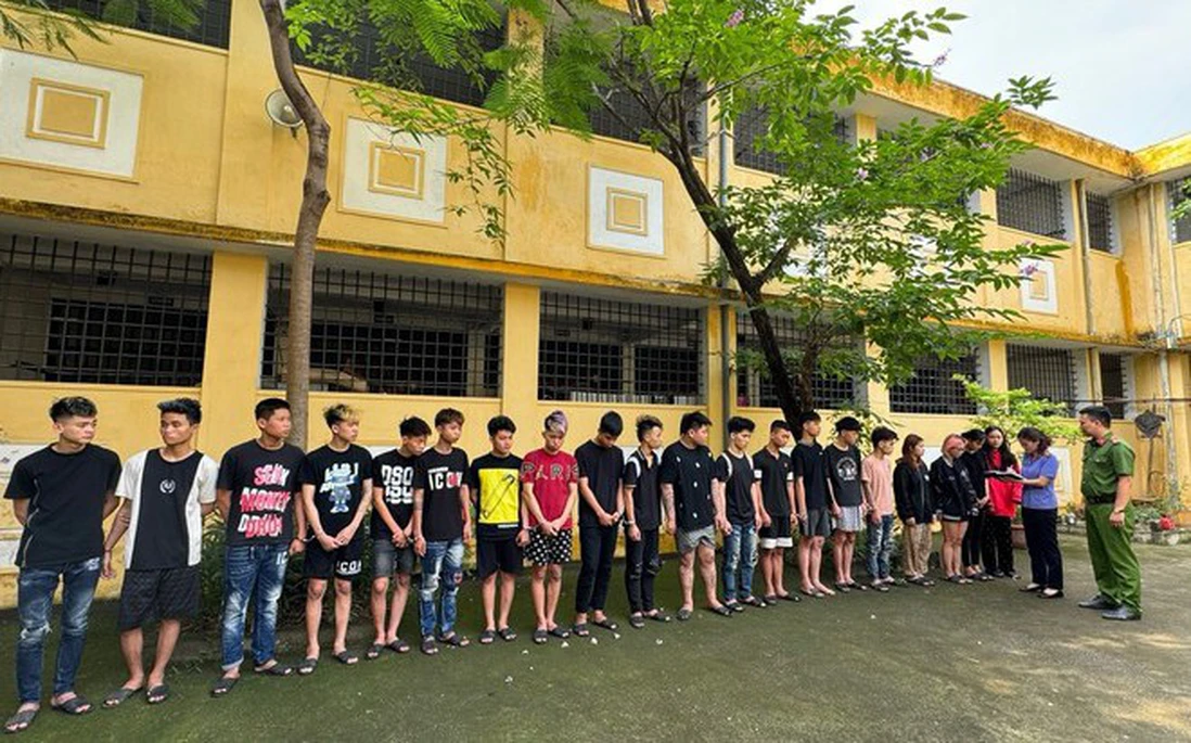 Điểm tin Pháp luật 14/05: Hà Nội: Bắt giữ 26 thanh, thiếu niên mang hung khí gây náo loạn đường phố